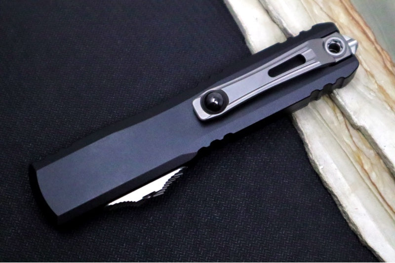 Microtech Ultratech Gen IV OTF - Stonewash Finish / Fully Serrated Dagger Blade / Black Anodized Aluminum Handle 11224-12