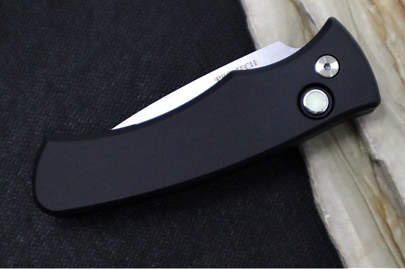 Pro Tech Duke 2 Auto Blade Show West Exclusive - Stonewashed Drop Point Blade/ CPM-Magnacut Steel / Black Anodized Aluminum Handle / Gold Lip Pearl Button BSW25.Duke.1