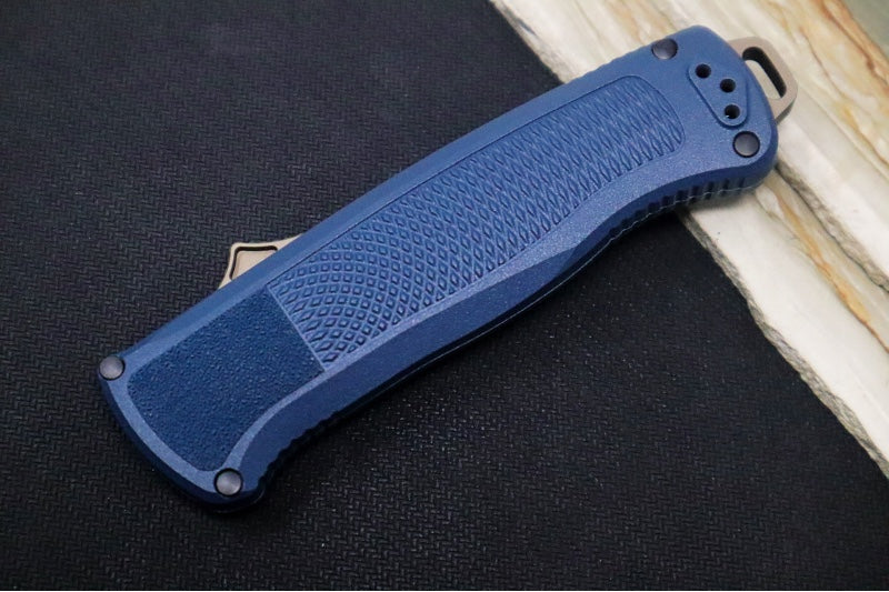 Benchmade 5370FE-01 Shootout OTF - Flat Earth Coated Blade / Tanto Style / Crater Blue CF-Elite Handle
