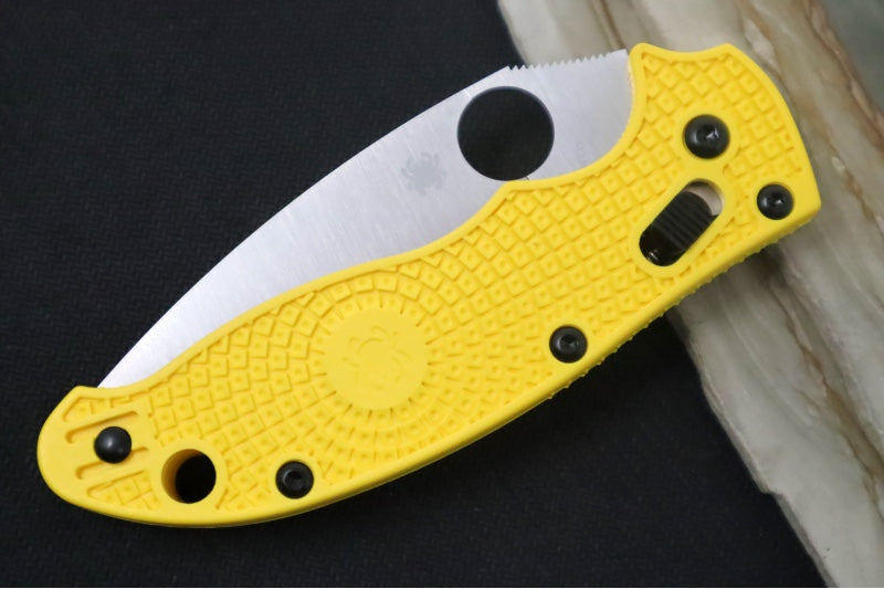 Spyderco Manix 2 Salt - Yellow FRN Handle / Satin Finish / CPM-Magnacut Steel - C101PYL2