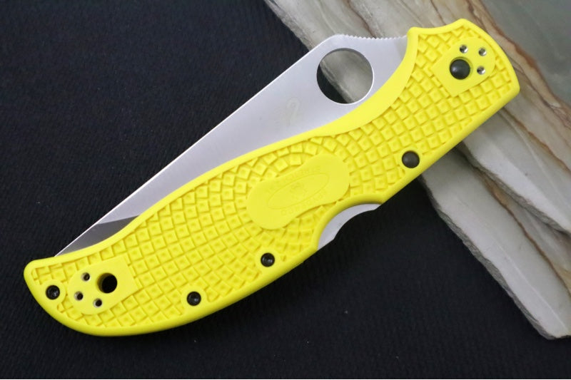 Spyderco Stretch 2 XL Lightweight Salt - Yellow FRN Handle / Satin Blade with Full Serrates / H-2 Steel - C258SYL