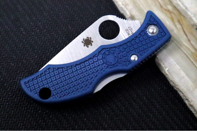 Spyderco Ladybug - Blue FRN Handle / Satin Finish / CPM-SPY27 Steel LPCBL3