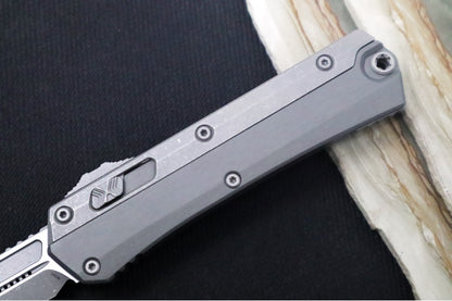 Microtech Glykon OTF - Bayonet Blade / Apocalyptic Finish / Nickel Boron Internals / Natural Aluminum & Titanium Handle Scales 184-10APNC