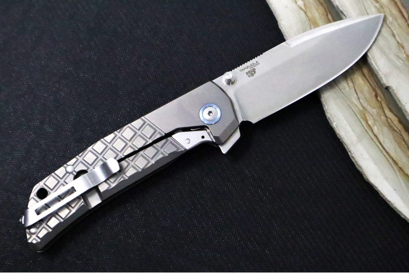 Garage Sale MKM Maximo - Titanium Handle MK-MM-T