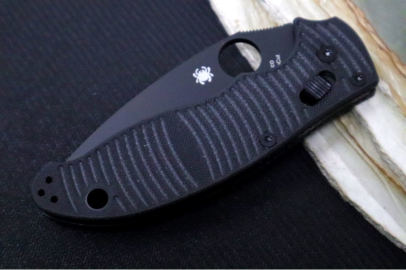 Spyderco Manix 2 Salt - Caribbean Bi-Directional Texture Patterned Black G-10 Handle / Black DLC Finished Blade / CPM-Magnacut Steel C101GMCBKP2