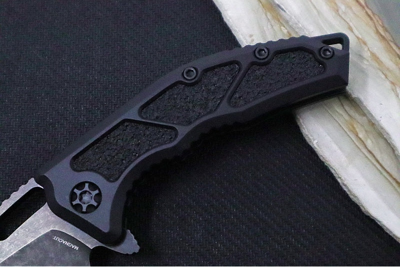 Heretic Knives Medusa Manual Flipper - Recurve Blade / CPM-Magnacut Steel / Black Anodized Aluminum Handle with Black Grip-Tape Inlays / Black Tactical DLC Finished Blade and Hardware H010-6A-T