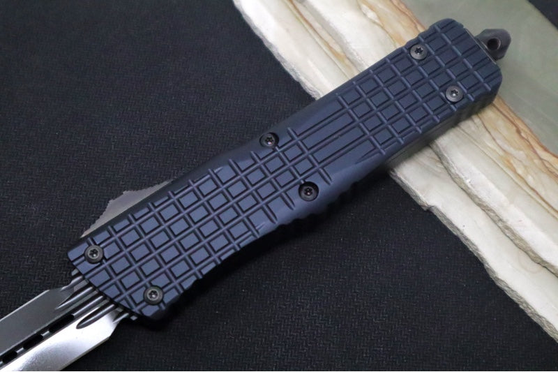 Microtech Signature Series Combat Troodon OTF - Black DLC Blade / Double Edge Dagger / Black Frag Aluminum Handle / Nickel Boron Internals - 142-1CT-DHS