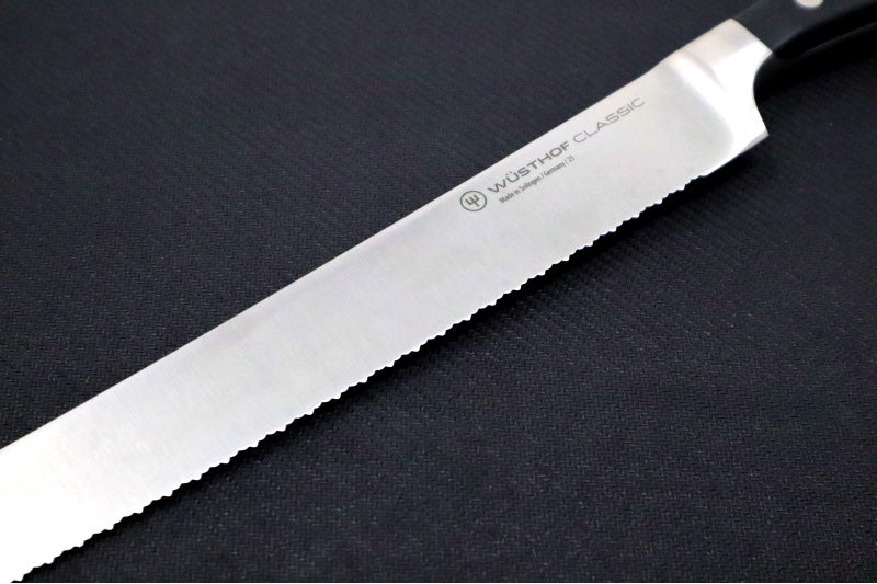 Garage Sale Wusthof Classic - 9" Double Serrated Bread Knife
