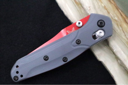 Benchmade 945RD-2401 Mini Osborne SHOT SHOW 2024 - Red Cerakote Reverse Tanto Blade / CPM-S90V / Gray G-10 Handle