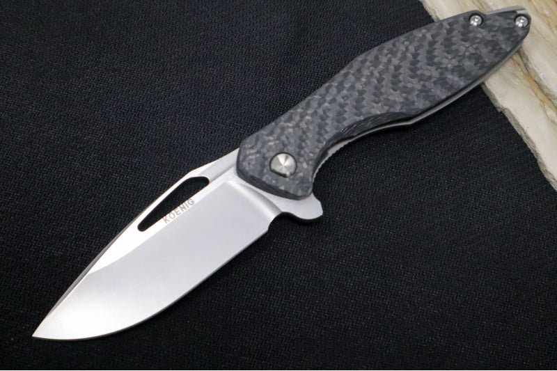 Koenig Arius - Standard With Black Carbon Fiber - Stonewashed Blade with Polished Flats (Gen 4) - Northwest Knives
