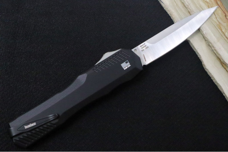 Kershaw 9000CF Livewire OTF - Black Anodized Aluminum & Carbon Fiber Handle / CPM-Magnacut / Spearpoint Blade / Satin Finish