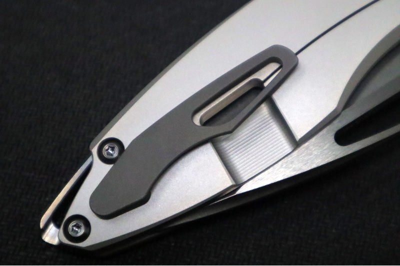 Koenig Arius - Standard with Smooth Titanium Handle / Brightwashed DLC M390 Blade & Polished Flats / DLC Hardware & Clip & Spacer Hardware (Gen 4)