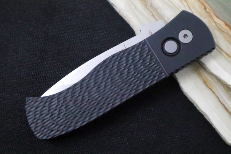 Pro Tech Emerson CQC7 Auto - Textured Black Anodized Aluminum Handle / Stonewashed Finish Spear Point Blade / CPM-20CV Steel E7A05-20CV - Northwest Knives