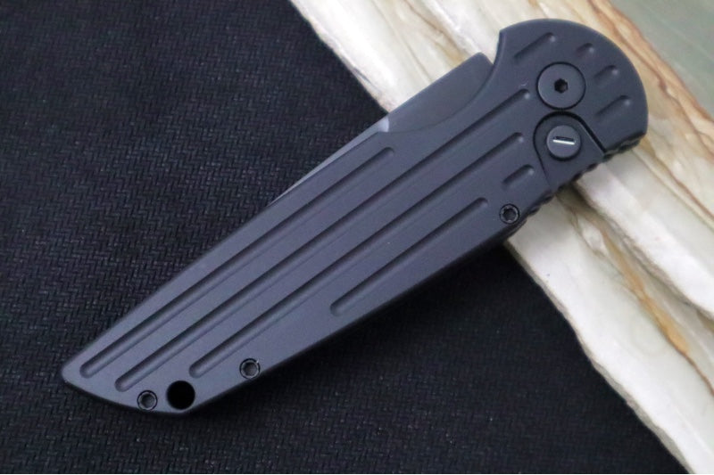 Pro Tech Tactical Response 3 Auto SWAT Operator - Black Anodized Aluminum Handle with Grooves / Black Blade & Hardware / Tritium Push Button / CPM-154CM TR3-SWAT-OPERATOR