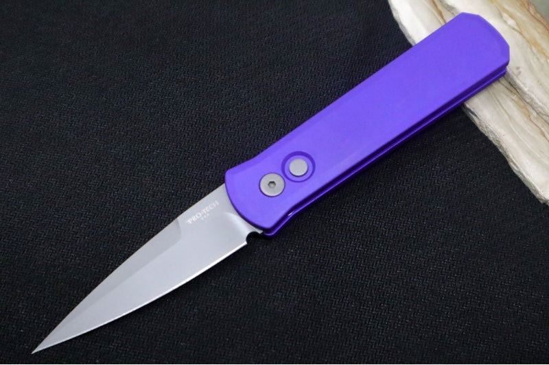 Pro Tech Godson Auto - Purple Anodized Aluminum Handle / Spear Point Blade / Bead Blasted Finish / 154-CM Steel 720-PURP