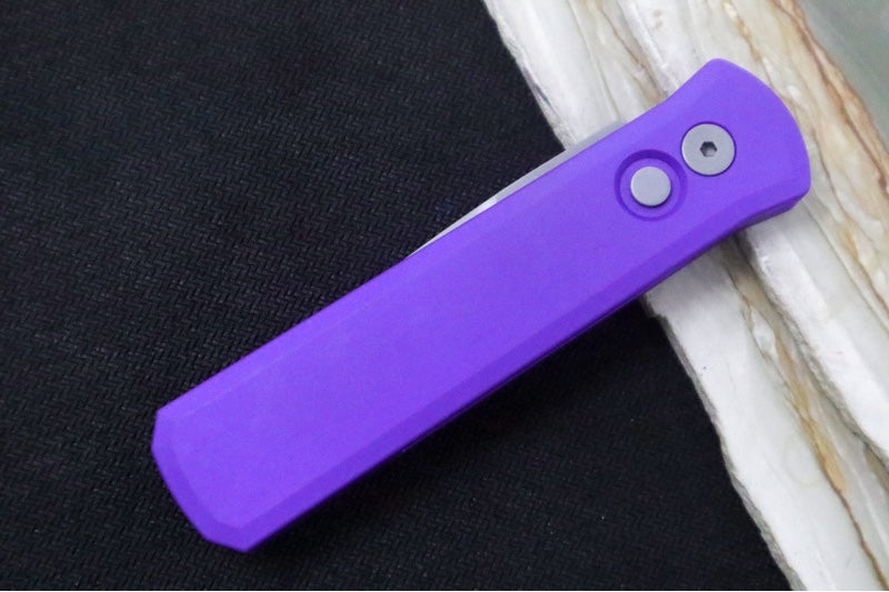Pro Tech Godson Auto - Purple Anodized Aluminum Handle / Spear Point Blade / Bead Blasted Finish / 154-CM Steel 720-PURP