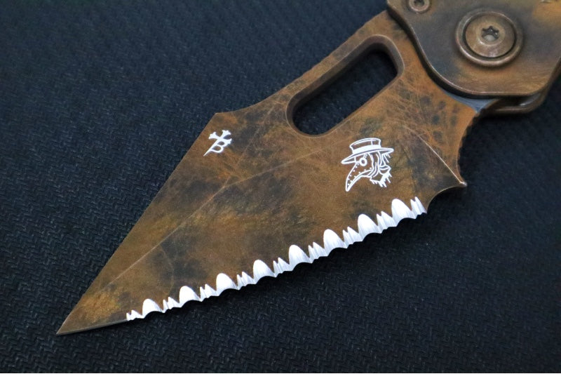 Microtech Stitch Auto Plague Outbreak - Fully Serrated Wharncliffe Blade / Plague Outbreak Finish / Plague Outbreak Anodized Aluminum with Blood Splatter 169-3PLOBS - Northwest Knives