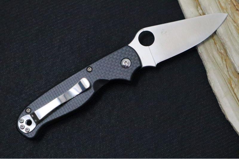 Spyderco ButtonUp Folder - Black Carbon Fiber Handle / 8Cr13MoV Stainless Steel / Satin Modified Clip Point C275CFP - Northwest Knives