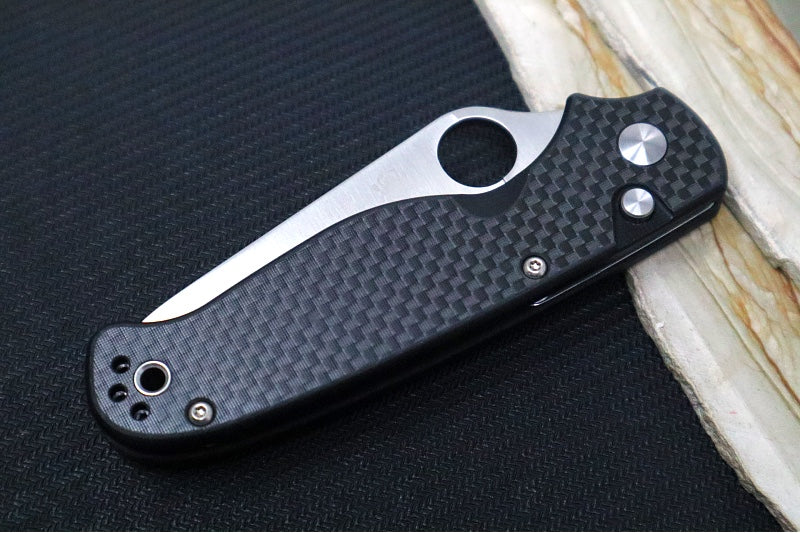 Spyderco ButtonUp Folder - Black Carbon Fiber Handle / 8Cr13MoV Stainless Steel / Satin Modified Clip Point C275CFP - Northwest Knives