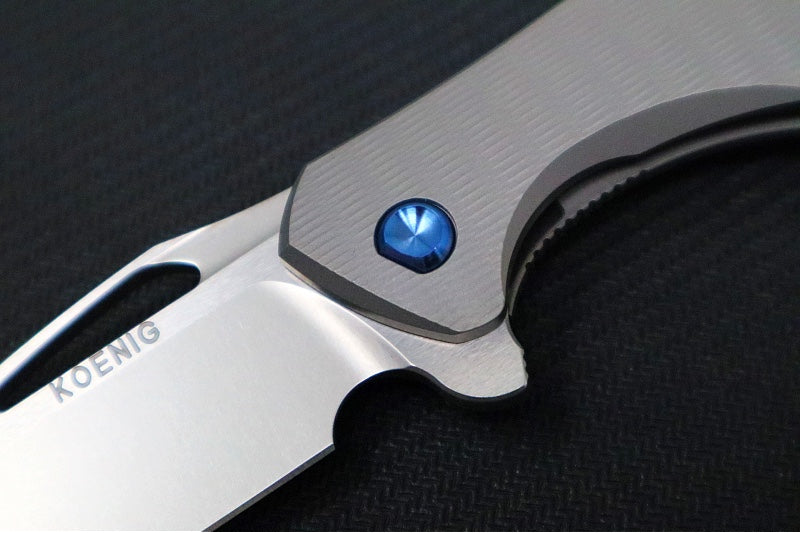 Koenig Mini Arius - Standard with Plexa Patterned Handle - Burnished Blade with Polished Flats - Blue Spacer & Hardware (Gen 1) - Northwest Knives