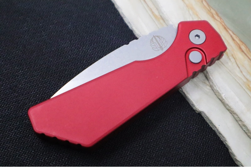 Pro Tech Strider PT+ Auto - Red Anodized Aluminum Handle / Stonewash Finish / CPM-Magnacut Steel PT201-RED