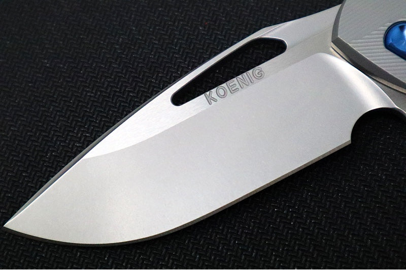 Koenig Mini Arius - Standard with Patterned Handle - Burnished Blade with Polished Flats - Blue Spacer & Blue Hardware (Gen 1) - Northwest Knives