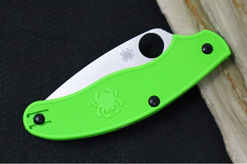 Spyderco UK Penknife Salt - Green FRN Handle / Leaf Shaped Blade with Serrations / LC200N Steel C94SGR - Northwest Knives