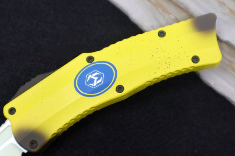 Heretic Knives Freshly Peeled Stabana OTF - Yellow & Brown Anodized Aluminum Handle / Yellow Cerakote Finish / Single Edge Hawkbill Style