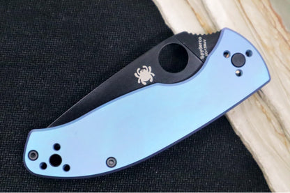 Spyderco Tenacious - Blue Anodized Titanium Handle / Black 8Cr13MoV Blade - C122TIBLBKP