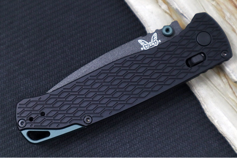 Benchmade 534BK Bugout Vapor - M390 Steel / Drop Point Blade / Black Cerakote Finish / Black Machined Patterned Anodized Aluminum Handle - Northwest Knives