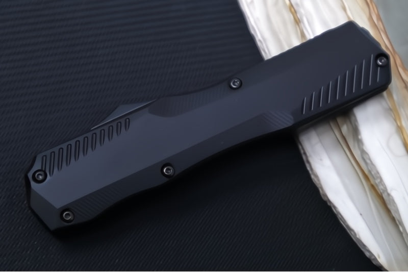 Kershaw 9000RDAM Livewire OTF - Black Anodized Aluminum Handle / Damascus / Reverse Tanto Blade