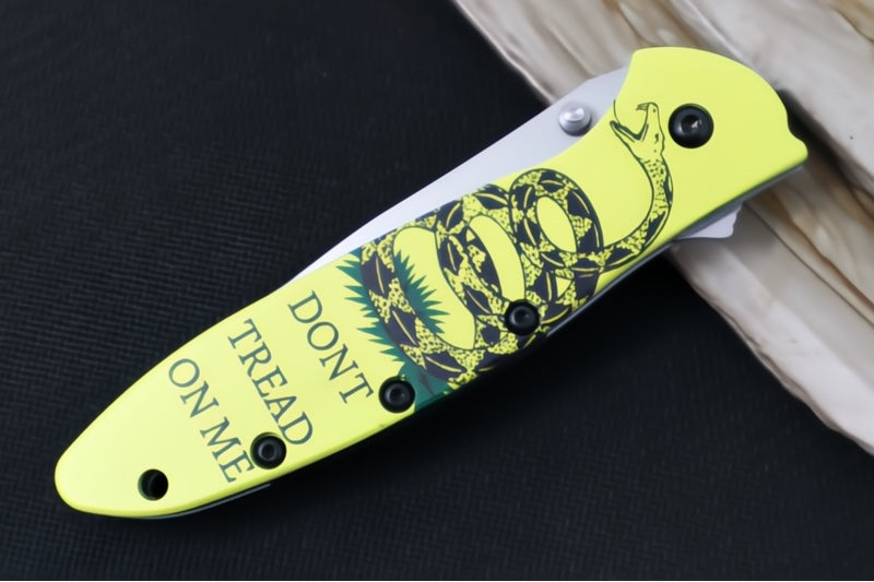 Kershaw Don't Tread On Me Leek Flipper - 14C28N Steel / Bead Blasted Finish / "Don't Tread On Me" Aluminum Handle 1660GADS