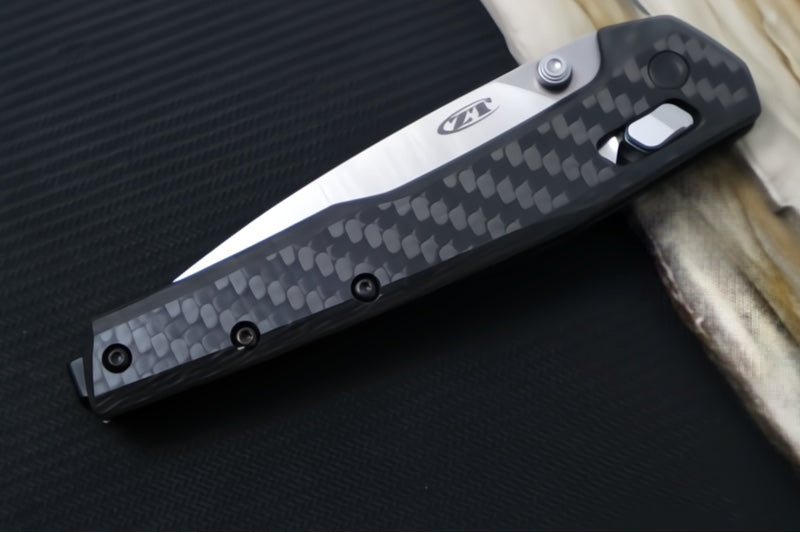 Zero Tolerance 0117 Manual Folder - Magnacut Steel / Stonewashed Finish / Black Carbon Fiber Handle