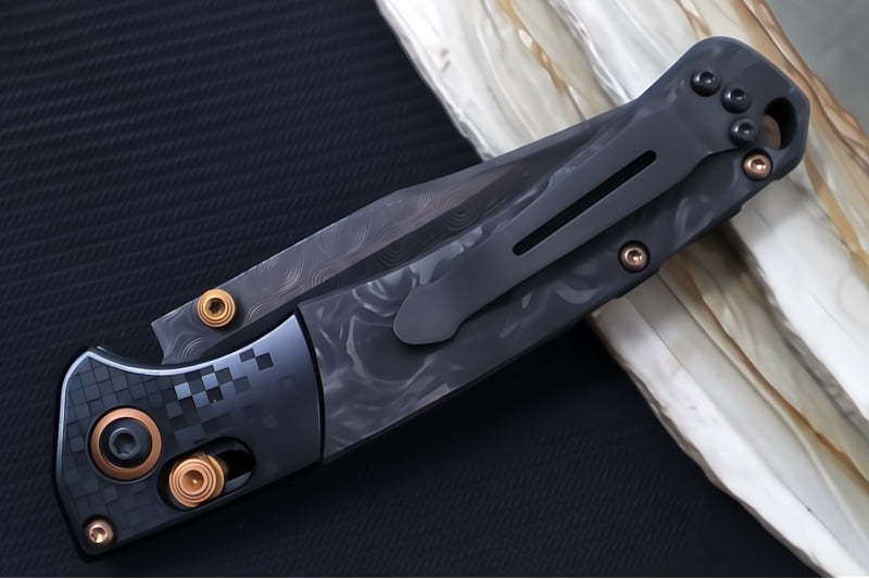 Benchmade 15085BK-2601 Limited Edition Mini Crooked River - Carbon Fiber Handle & Black Anodized Aluminum Bolsters / Black DLC Coated Deep Etch Rose Damasteel Blade / Copper PVD Coated Hardware & Accents - Northwest Knives