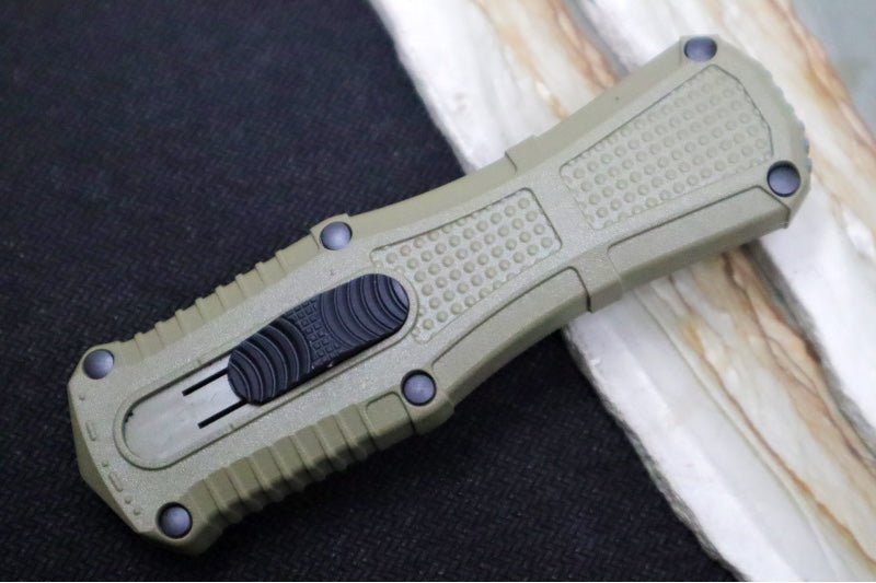 Benchmade 3375GY-1 Mini Claymore OTF - Dagger Blade / CPM-D2 Steel / Smoke Gray PVD Coating / Ranger Green Polymer Handle