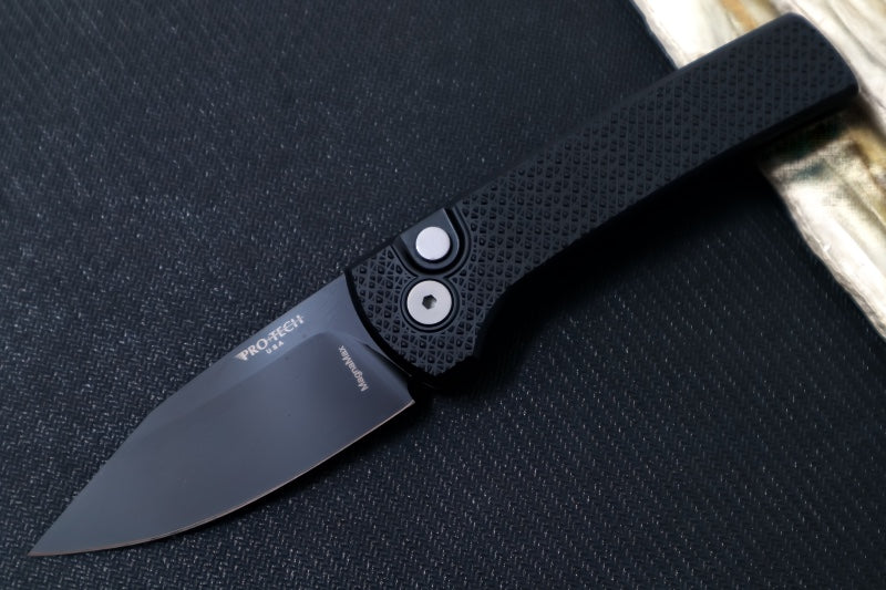 Pro Tech Chaves Scapegoat Compact - Black Carbide Textured Anodized Aluminum Handle / Clip Point Blade / CPM-MagnaMax Steel / Black DLC Finish RCS1106