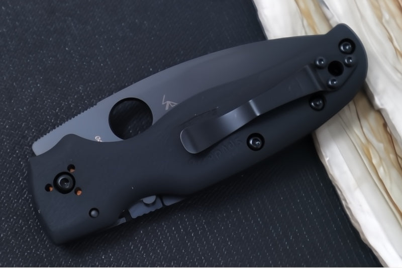 Spyderco Shaman Lightweight - Black FRN Handle / CTS-BD1N Steel / Black Finish C229PBBK