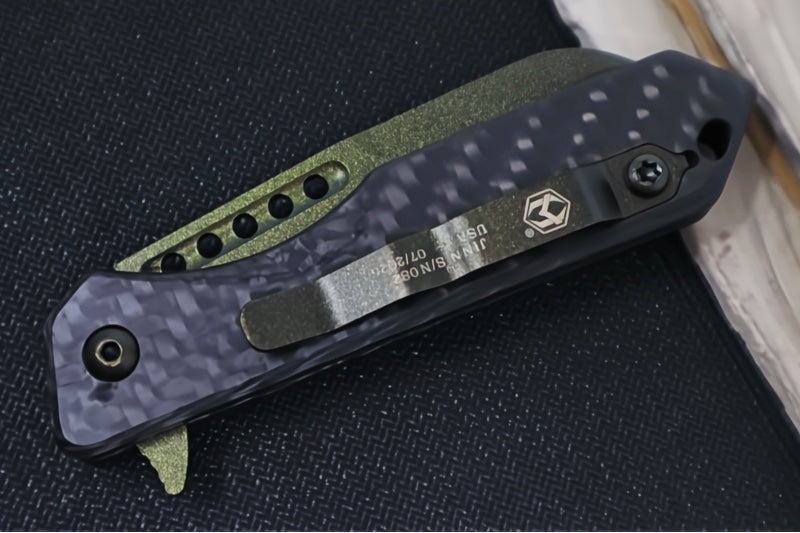 Heretic Knives Jinn Flipper - Carbon Fiber Handle / Metallic Green Finished Blade / Sheepsfoot Blade / CPM-Magnacut Steel H213-MG-CF