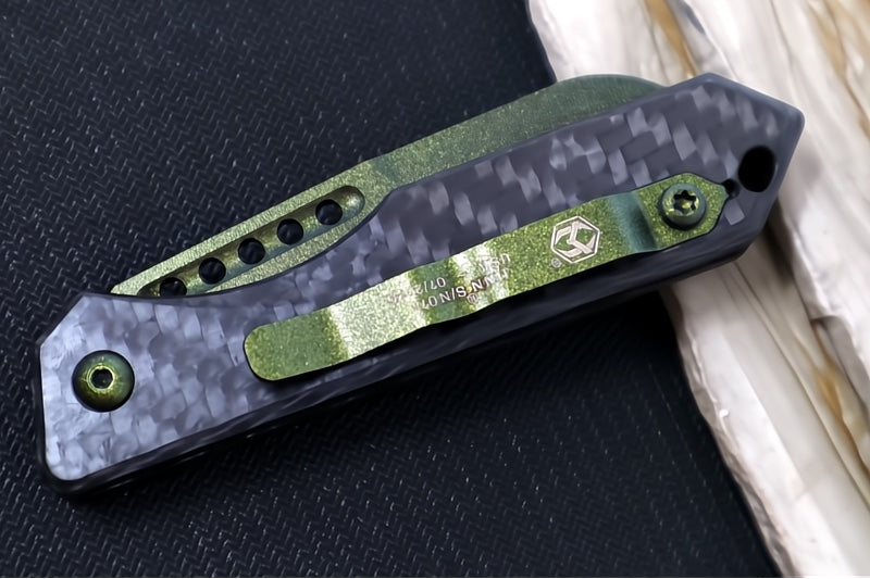 Heretic Knives Jinn Auto - Carbon Fiber Handle / Metallic Green Finished Blade / Sheepsfoot Blade / CPM-Magnacut Steel H113-MG-CF