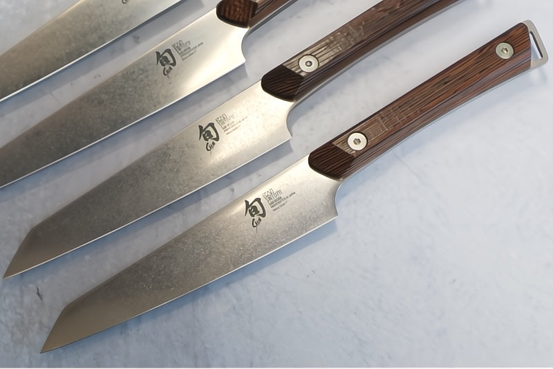 Shun Kanso - 4pc Steak Knife Set - AUS10A High-Carbon Vanadium Stainless Steel with Heritage finish - Tagayasan Handle with Stainless Steel Rivets - Made in Seki City, Japan