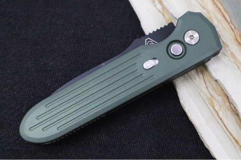 Pro Tech PDW Invictus Auto - OD Green Anodized Aluminum Handle / Black DLC Finish / CPM-Magnacut Steel / Black Lip Pearl Push Button 1805-GREEN
