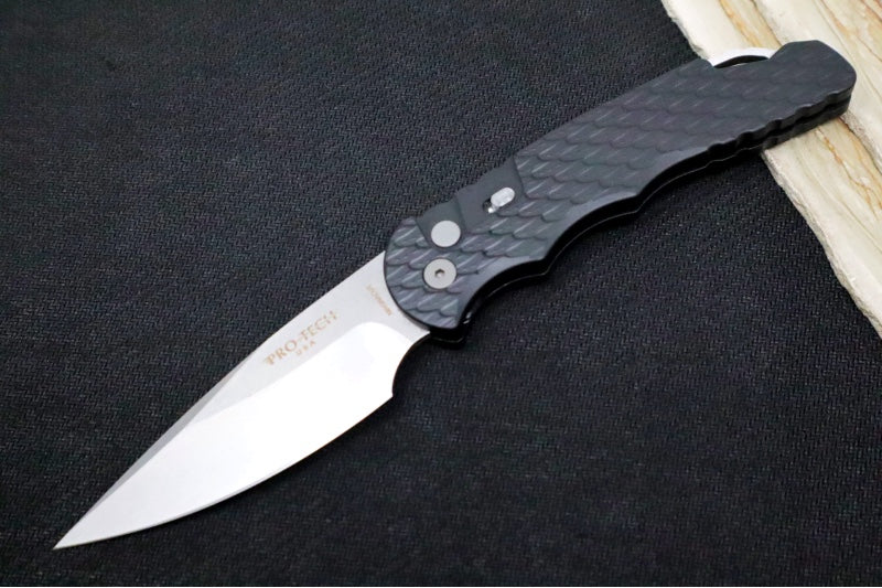 Pro Tech Tactical Response 4 Auto - Black Feather Textured Handle / CPM-Magnacut Steel / Stonewash Finish T4105-F