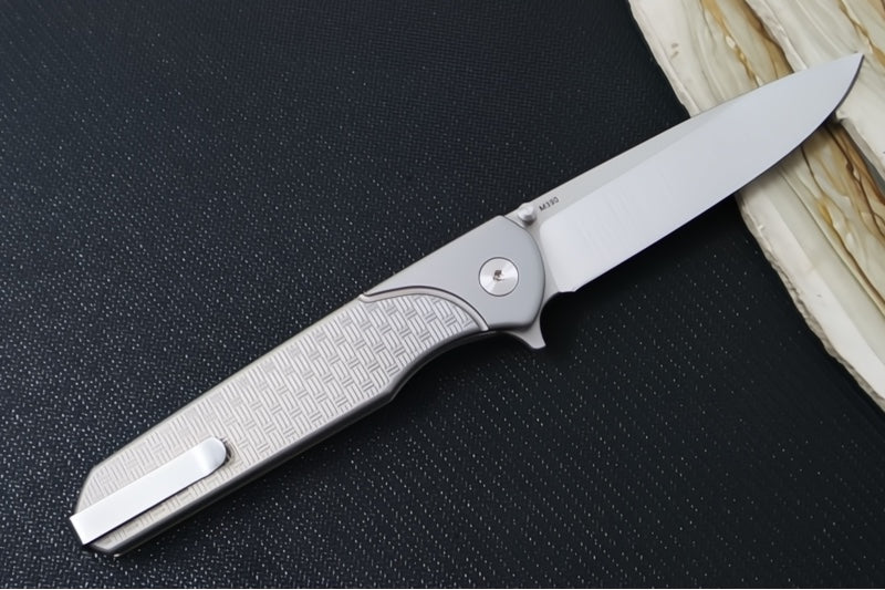 Ocaso Knives Charter Flipper - M390 Steel / Satin Finish / Drop Point Blade / Milled Titanium Handle #16CHM