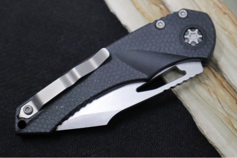 Heretic Knives Mini Pariah Manual - Stonewashed Finished Single Edge Blade / CPM-Magnacut Steel / Black Gator Grip Polymer Handle H052-2A - Northwest Knives