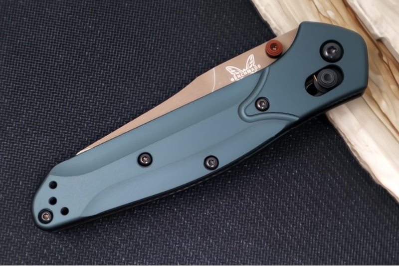 Benchmade 940FE-2601 Osborne - CPM-S90V Steel / Reverse Tanto Blade / FDE PVD Battlewash Finish / Tagia Green Anodized Aluminum Handle - Northwest Knives