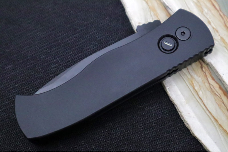 Pro Tech Emerson CQC7 Operator Auto - Black Anodized Aluminum Handle / Black DLC Finished Spear Point Blade / CPM-20CV Steel E7A03-20CV - Northwest Knives