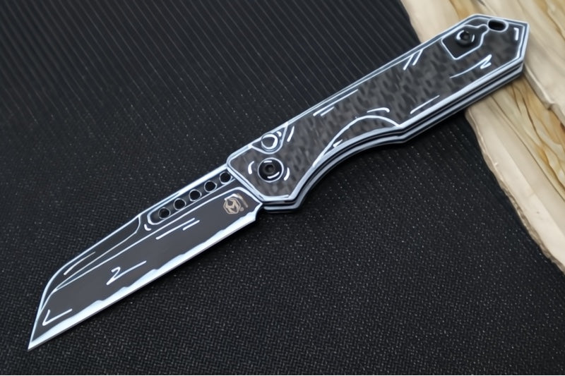 Heretic Knives Jinn Auto - Glow Carbon Fiber Handle / Black & White Cel Shading Blade / Sheepsfoot Blade / CPM-Magnacut Steel H113-CS-BW-CF