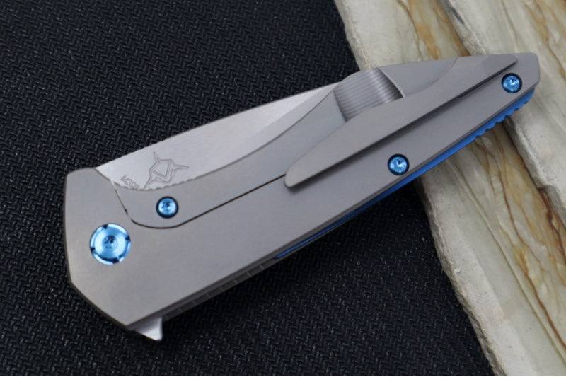 Koenig Mini Goblin - Pinstripe Patterned Handle - Burnished Blade with Polished Flats - Blue Anodized Spacer & Hardware MG11111221