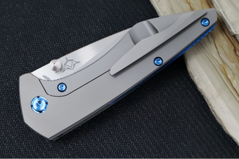 Koenig Mini Goblin with Stud - Pinstripe Patterned Handle - Burnished Blade with Polished Flats - Blue Anodized Spacer & Hardware MG11111221 - Blasted Clip MG21111221