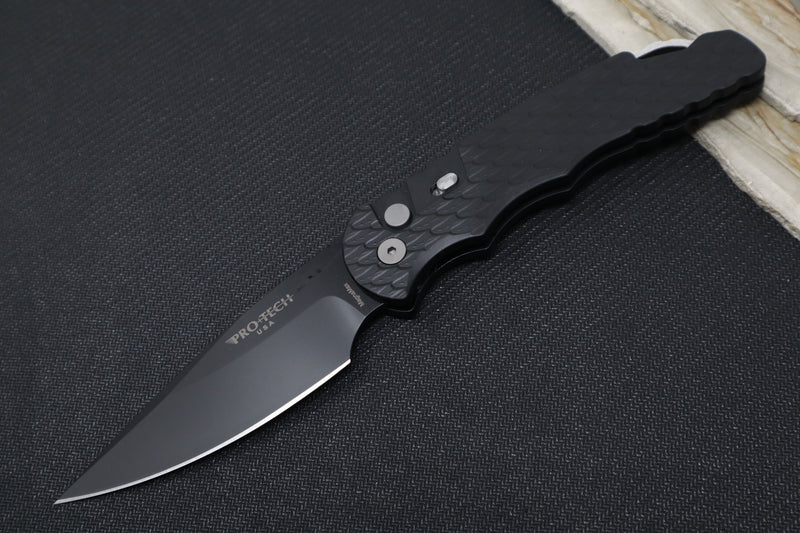 Pro Tech Tactical Response 4 Auto - Black Feather Textured Handle / CPM-MagnaMax Steel / Black DLC Finish T4106-F-MM